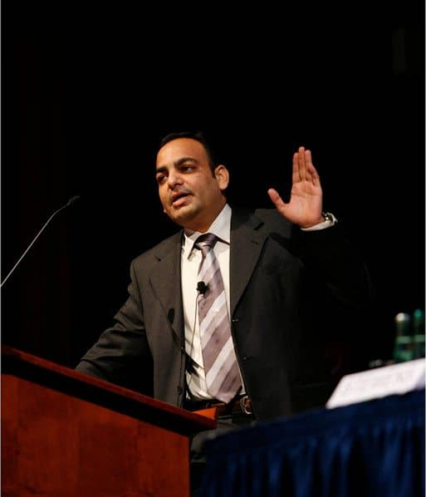 Dr Prem Speaking in a conference at Munich - Germany -003-XL